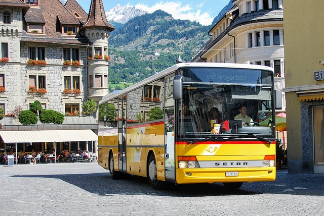 Wynajem busów w warszawie: najlepsze opcje transportu na każdą okazję